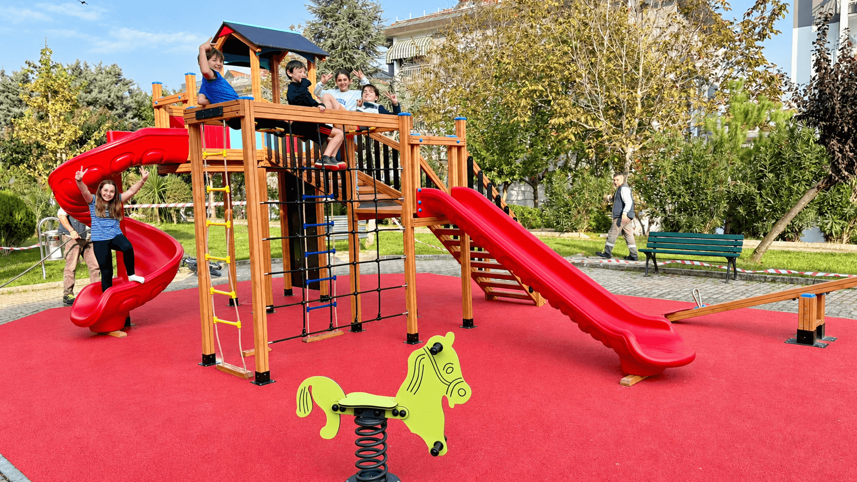 Elysee Tədqiqatçısı