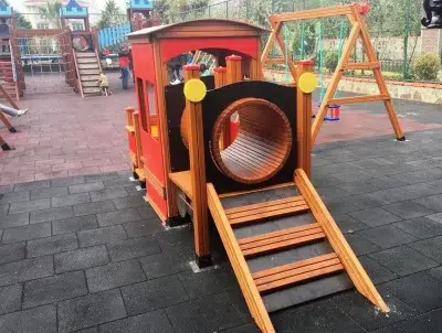 Holzspielzug — Elysee