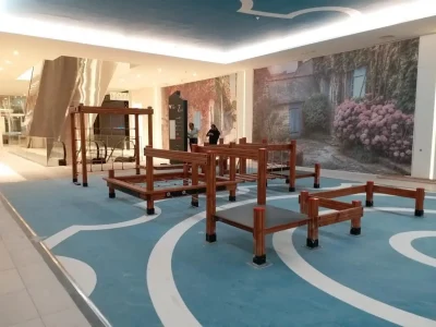 Kletter- und Balancierparcours aus Holz — Elysee