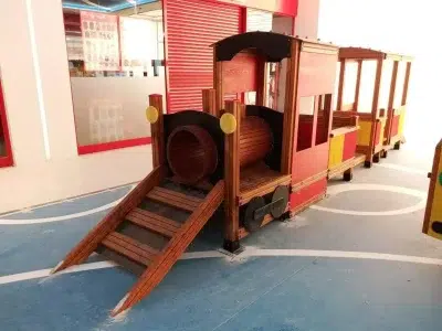 Holzspielzug — Elysee