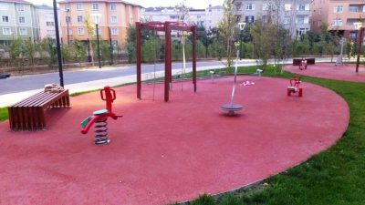 Yaylı çocuk oyun elemanı — Elysee